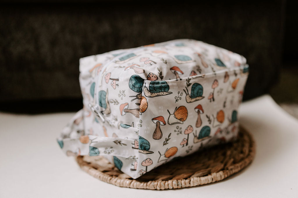 Beckham | Whitmer Reversible Water Resistant Diaper Pod / Travel Cube